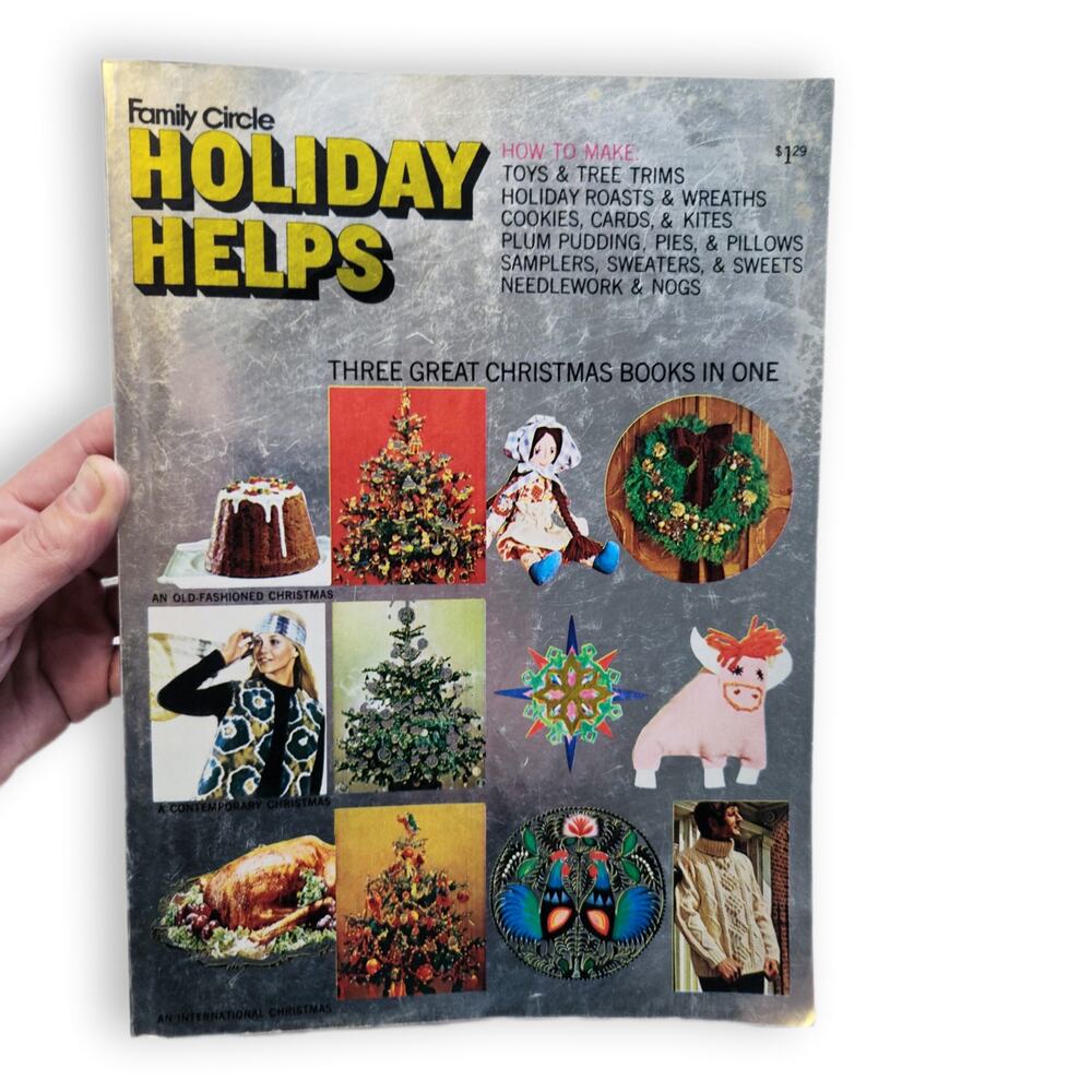 70s Holiday Helps Metallic Reynolds Family Circle Book Vintage Christmas